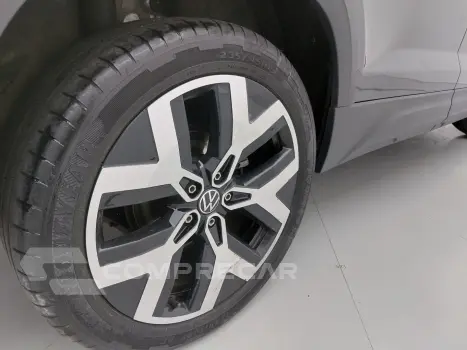 TAOS 1.4 250 TSI TOTAL FLEX HIGHLINE AUTOMÁTICO