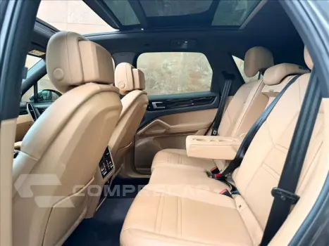 CAYENNE 3.0 V6 E-hybrid AWD S