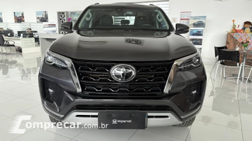SW4 SRX 2.8 turbodiesel 5L 4x4 (Aut)