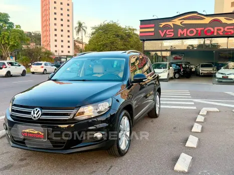 Volkswagen Tiguan 2.0 Tsi 16V Turbo Gasolina 4P Tiptronic 4 portas