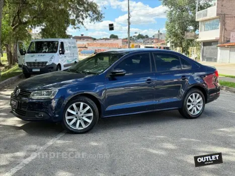 Volkswagen JETTA 2.0 COMFORTLINE FLEX 4P TIPTRONIC 4 portas