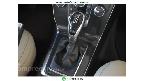 V40 - 2.0 T4 MOMENTUM 4P AUTOMÁTICO