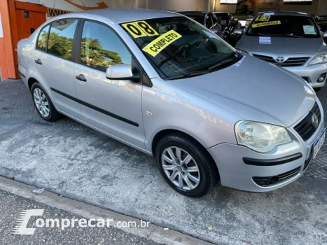 POLO SEDAN - 1.6 MI 8V 4P MANUAL