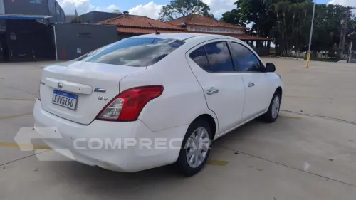 Versa Sedan 1.6 16V 4P FLEX SV