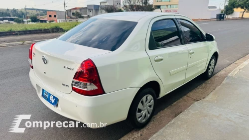 ETIOS 1.5 XS Sedan 16V