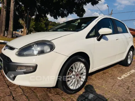 Fiat Punto ESSENCE SP 1.6 Flex 16V 5p 4 portas
