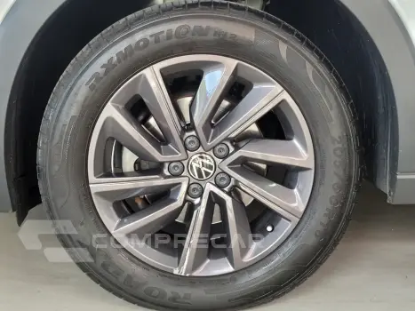 T-Cross 200 TSI 1.0  Flex 12V 5p Aut.