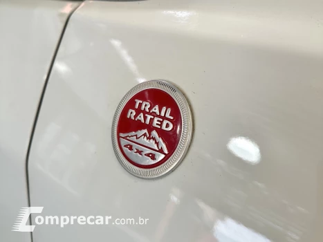 COMPASS 2.0 16V DIESEL TRAILHAWK 4X4 AUTOMÁTICO