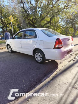 Etios Sedan 1.5 16V 4P FLEX X