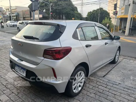 ONIX 1.0 TURBO FLEX AUTOMÁTICO