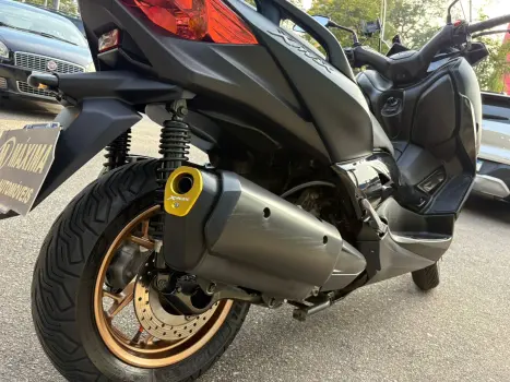 XMAX 250 ABS
