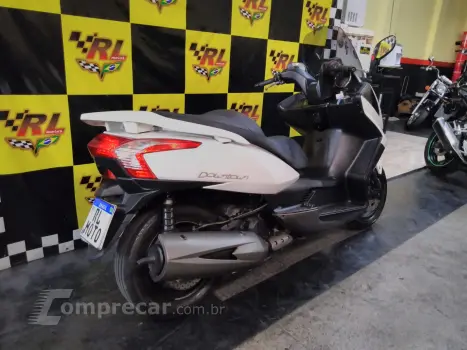 JTZ/DOWNTOWN PEOPLE GT 300I