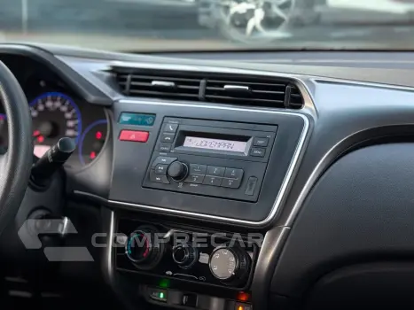 CITY Sedan LX 1.5 Flex 16V 4p Aut.