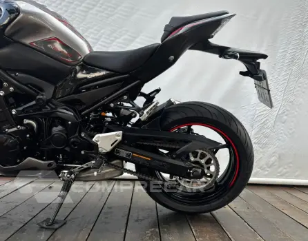 KAWASAKI Z900