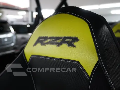 RZR XP 4 1000 4X4 (UTV)