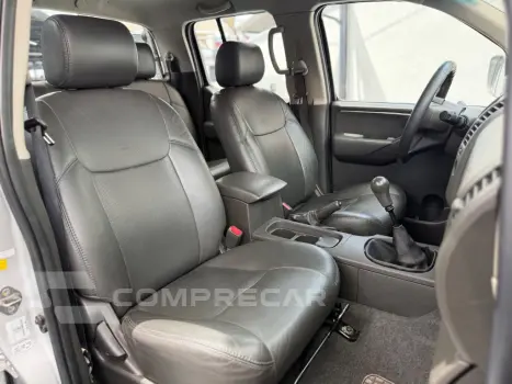 Frontier SE/SE Strik CD 4x4 2.5 TB Dies.