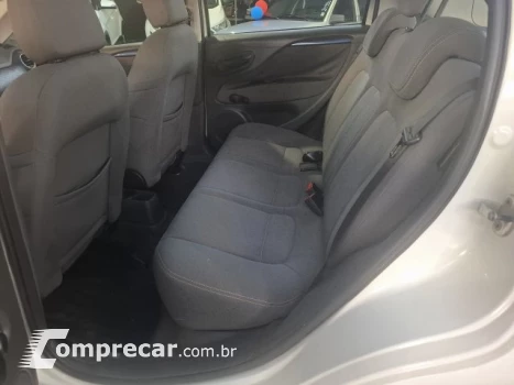 PUNTO - 1.4 ATTRACTIVE 8V 4P MANUAL