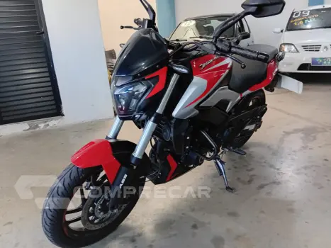 Dominar 250