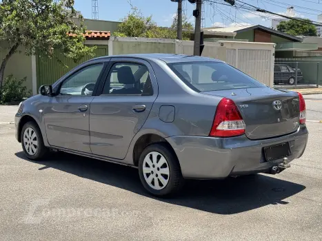 ETIOS 1.5 X Sedan 16V