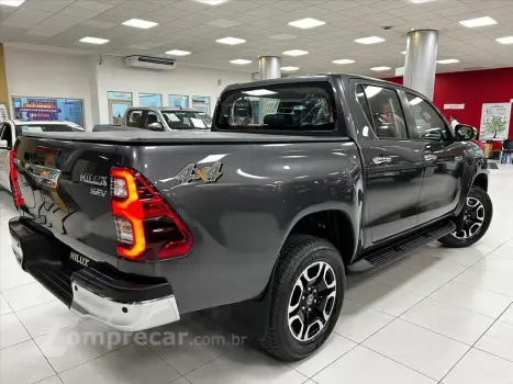 HILUX 2.8 D-4D TURBO DIESEL CD SRV 4X4 AUTOMÁTICO