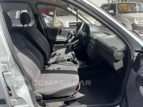 Classic Sedan 1.0 4P FLEX LIFE