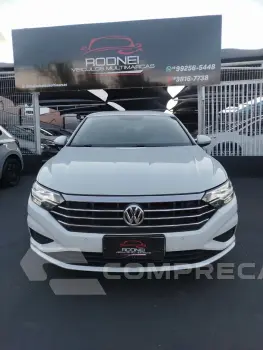 Volkswagen JETTA 250 TSI 1.4 flex 16v Aut. 4 portas