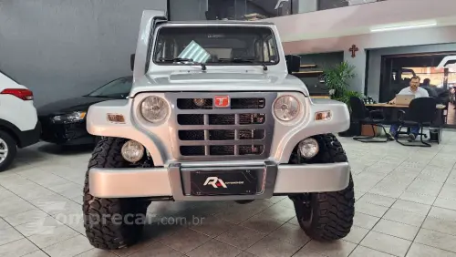 T-4 4x4 3.0 TB Int. Cap. Rígida Diesel