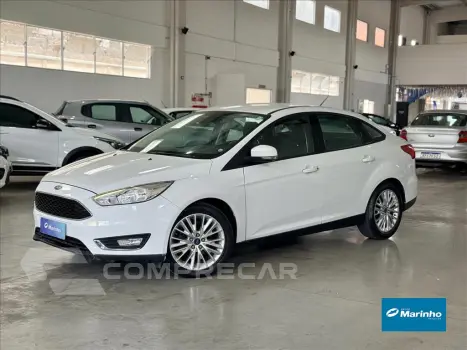 FORD FOCUS 2.0 SE 16V FLEX 4P POWERSHIFT 4 portas