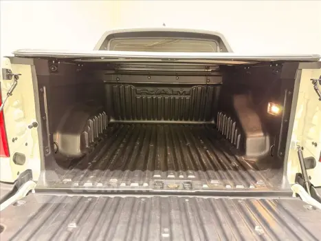 RAMPAGE 2.2 TURBO DIESEL LARAMIE 4X4 AUTOMÁTICO