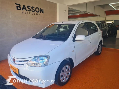Toyota ETIOS 1.3 XS 16V 4 portas