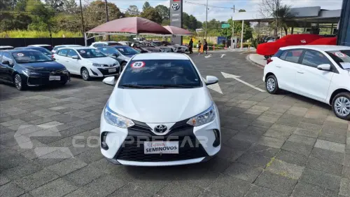 Toyota YARIS 1.5 16V FLEX XL MULTIDRIVE 4 portas