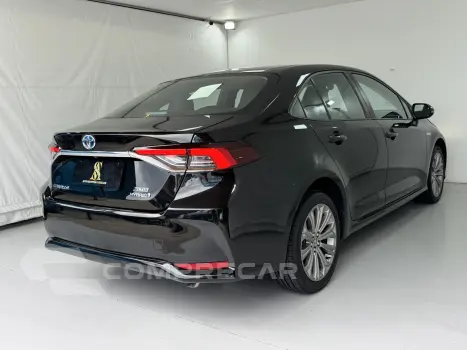 COROLLA 1.8 VVT-I Hybrid Altis