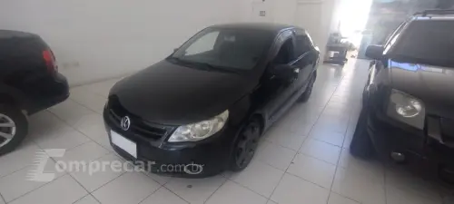 Volkswagen Voyage 1.0 4P FLEX 4 portas