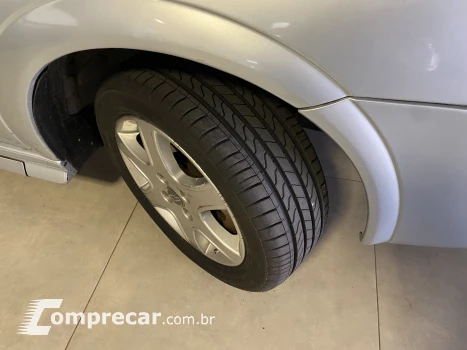 ASTRA 2.0 MPFI Advantage 8V