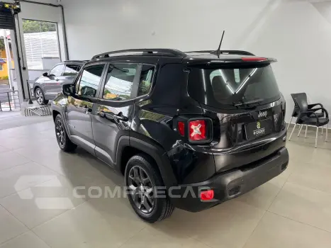 Renegade Longitude 1.8 4x2 Flex 16V Aut.