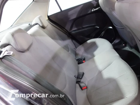 HB20S - 1.6 COMFORT PLUS 16V 4P MANUAL