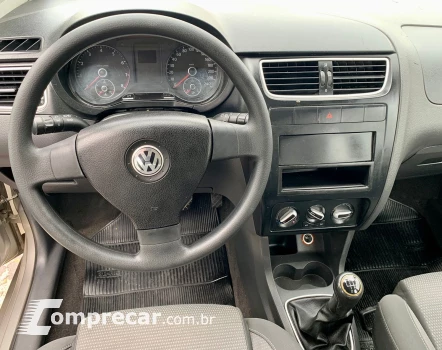 Volkswagen SPACEFOX 1.6 MI 8V 4 portas