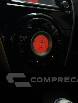 VERSA 1.6 16V Unique