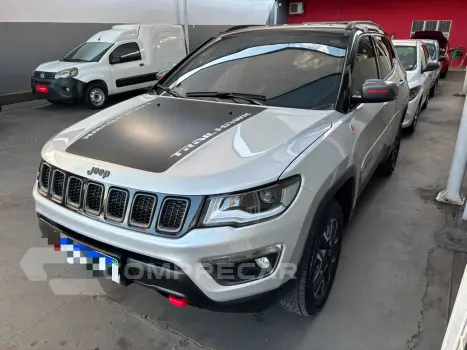COMPASS 2.0 16V Trailhawk 4X4