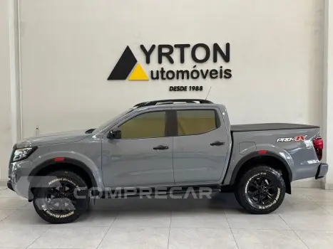 NISSAN Frontier 2.3 16V PRO4X CABINE DUPLA 4X4 BI-TURBO DIESEL AUTO 4 portas