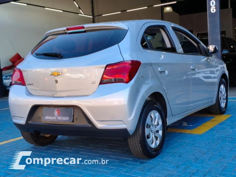 ONIX HATCH LT 1.0 8V FlexPower 5p Mec.