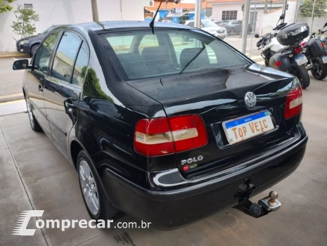 POLO SEDAN 1.6 8V