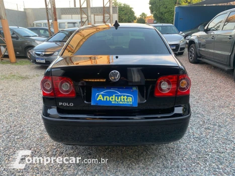 Polo Sedan 1.6 4P FLEX