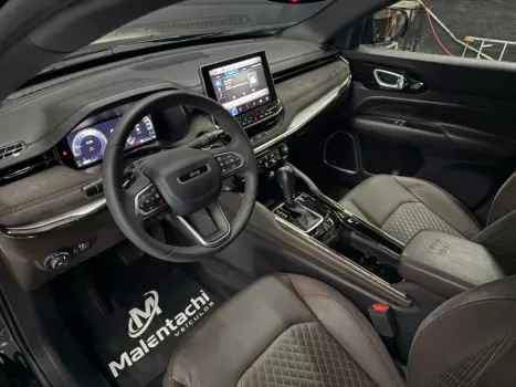 COMMANDER 1.3 T270 TURBO FLEX OVERLAND AT6