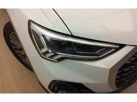 Q3 2.0 40 TFSI GASOLINA SPORTBACK PERFORMANCE QUATTRO TIPTRO
