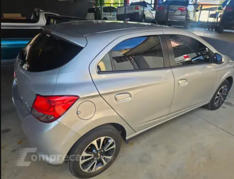 ONIX 1.4 MPFI LTZ 8V