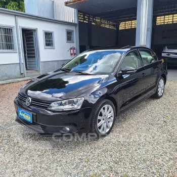 Volkswagen Jetta 2.0 4P FLEX COMFORTLINE TIPTRONIC AUTOMÁTICO 4 portas