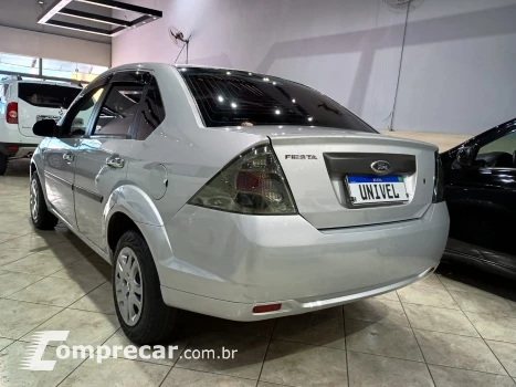 Fiesta Sedan 1.0