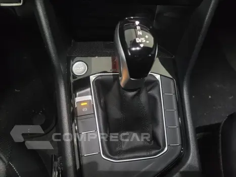 TAOS 1.4 250 TSI TOTAL FLEX HIGHLINE AUTOMÁTICO