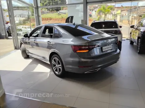 JETTA 1.4 250 TSI TOTAL FLEX R-LINE TIPTRONIC